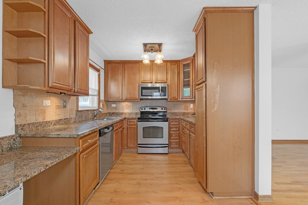 9449 Kelvin Ln #2883 - Photo 6 of 20