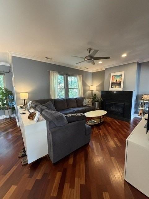 3131 W Palmer Blvd #3 - Photo 2 of 16