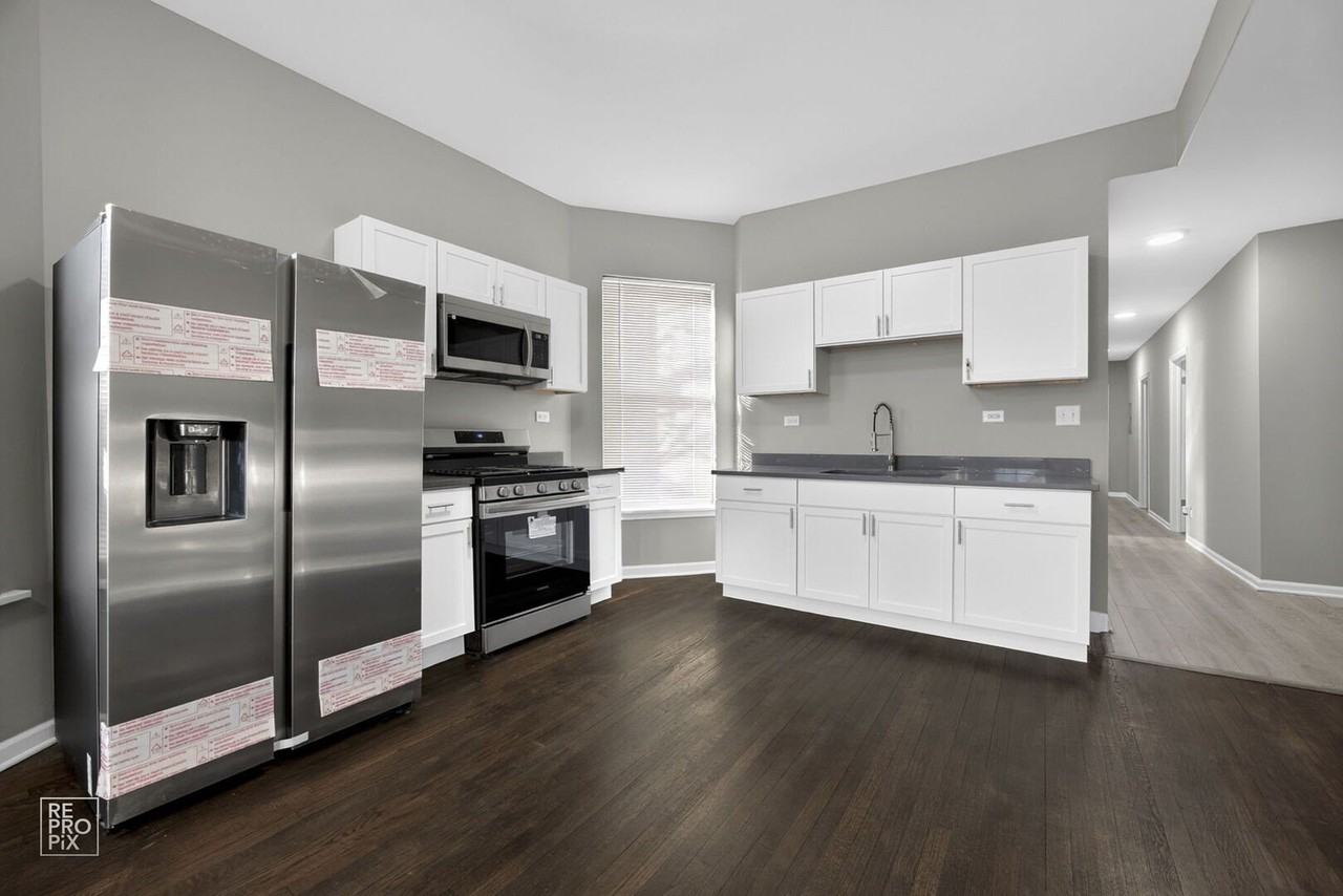 5344 S Aberdeen St #1 - Photo 4 of 15