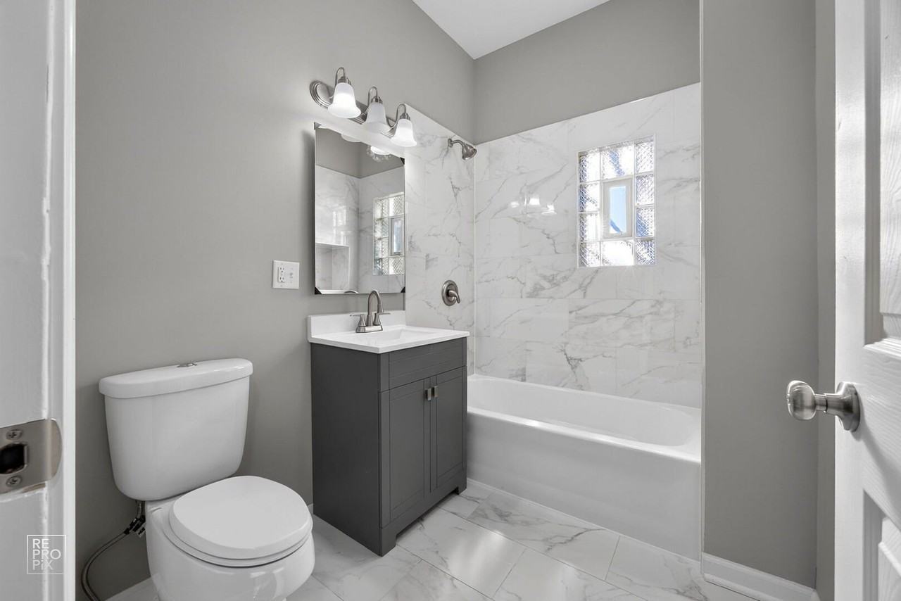 5344 S Aberdeen St #1 - Photo 7 of 15