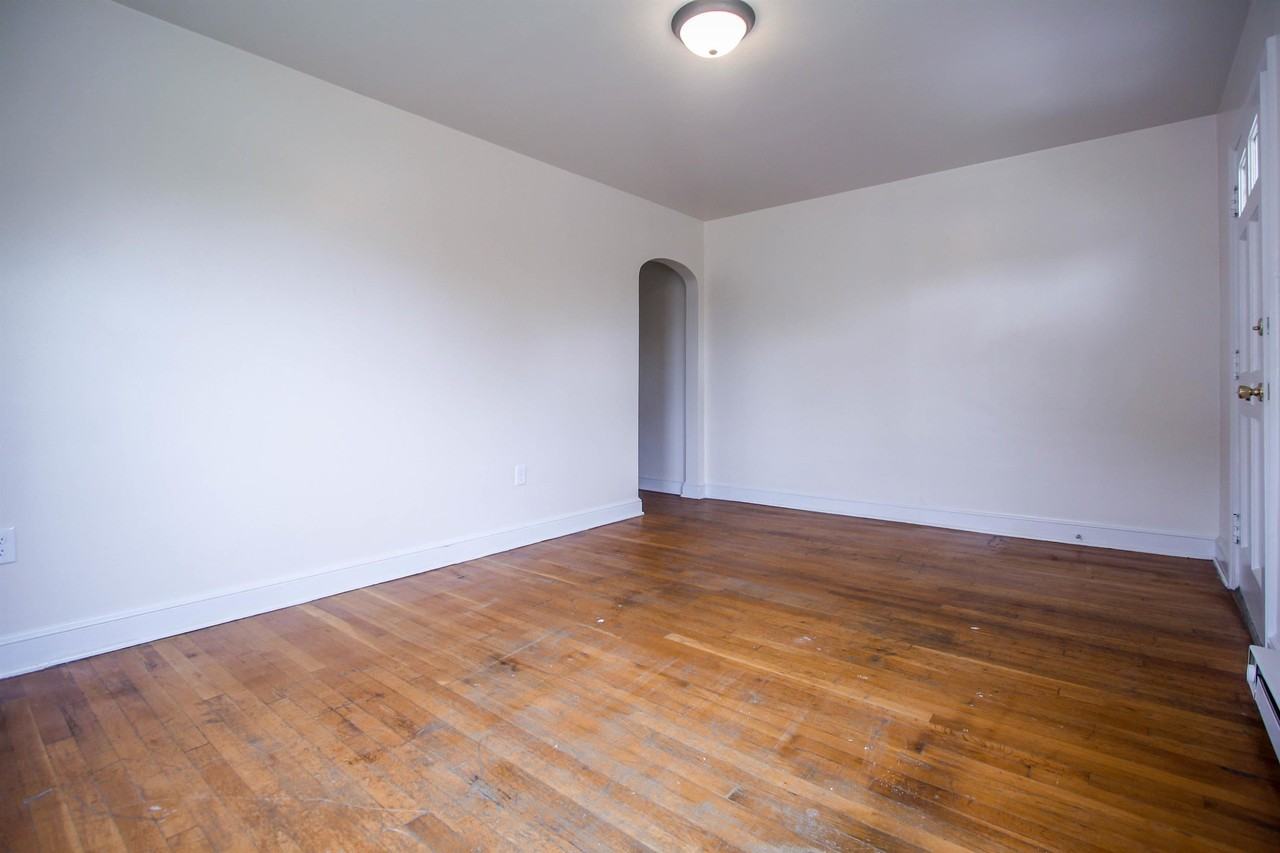 1015 S Raleigh St #1 - Photo 3 of 15