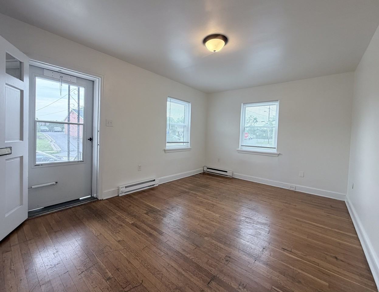 1015 S Raleigh St #1 - Photo 4 of 15