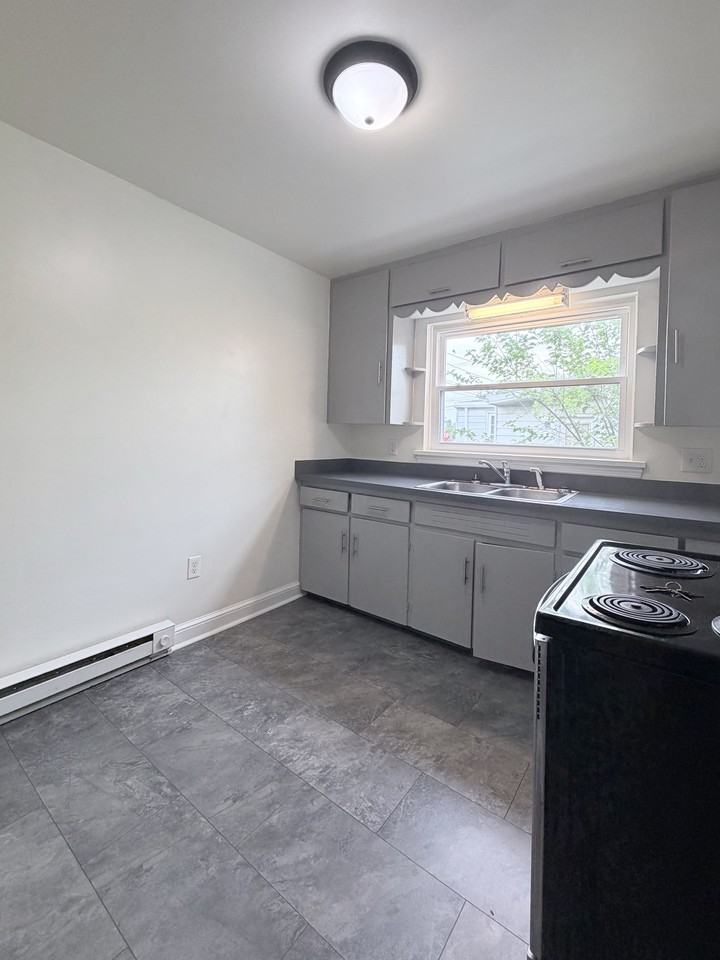 1015 S Raleigh St #1 - Photo 6 of 15