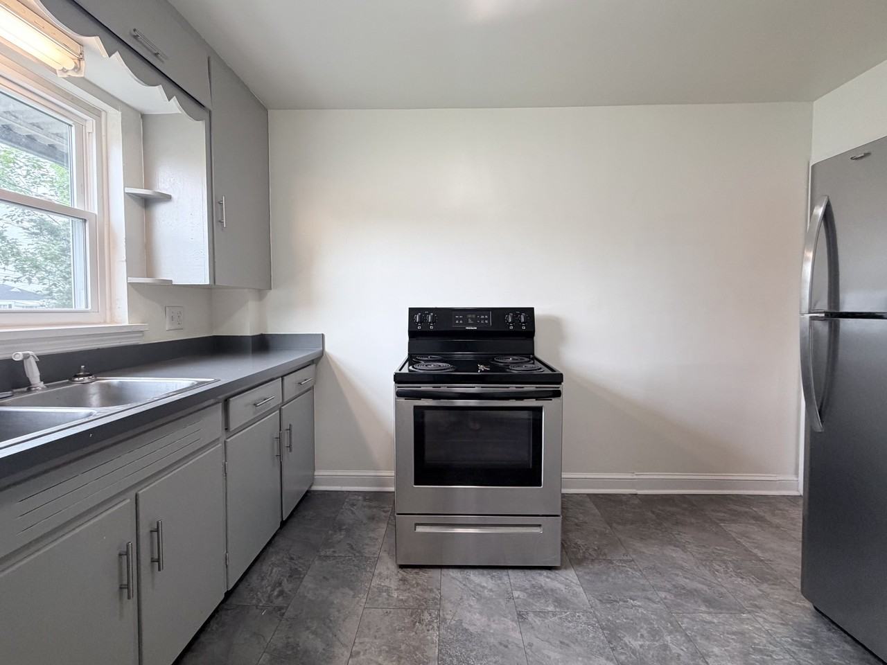 1015 S Raleigh St #1 - Photo 7 of 15