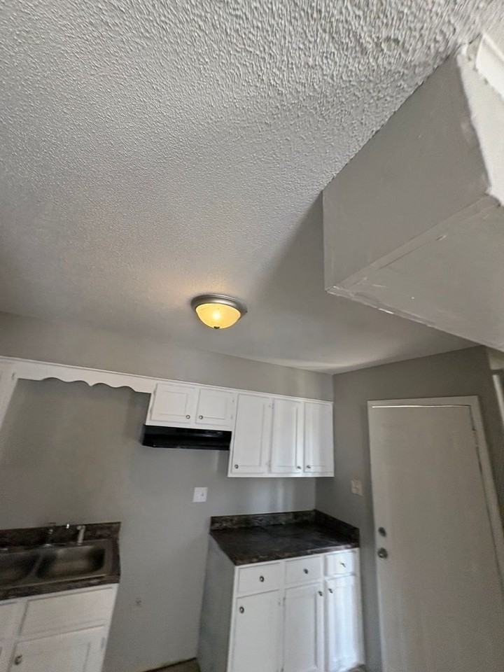 1841 S Perkins Rd - Photo 7 of 13