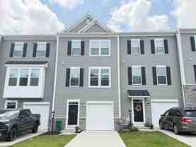 42 Dover Ct - Photo 1 of 1