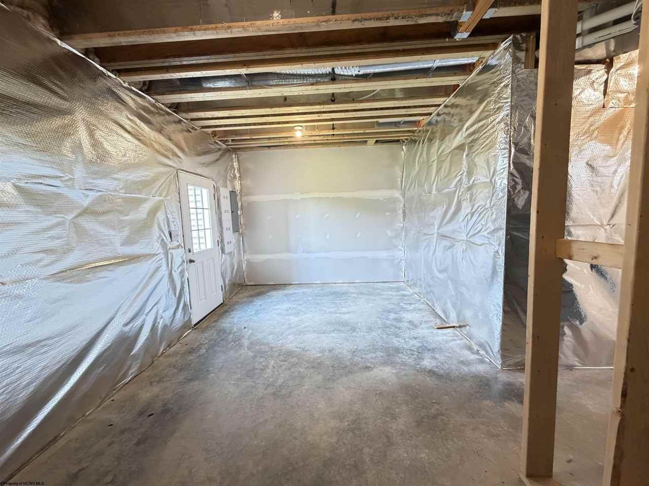 42 Dover Ct - Photo 5 of 26