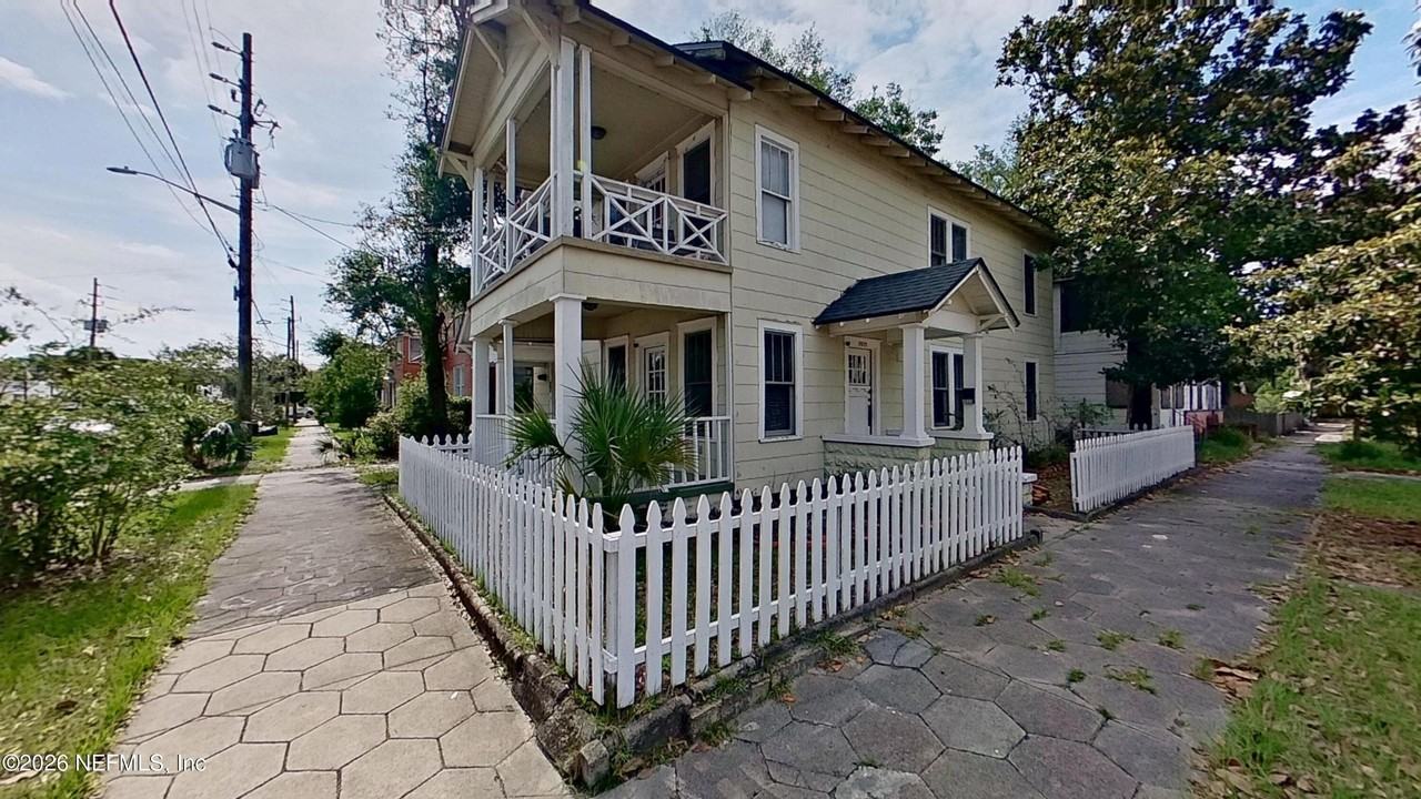 2025 N Laura St - Photo 4 of 16