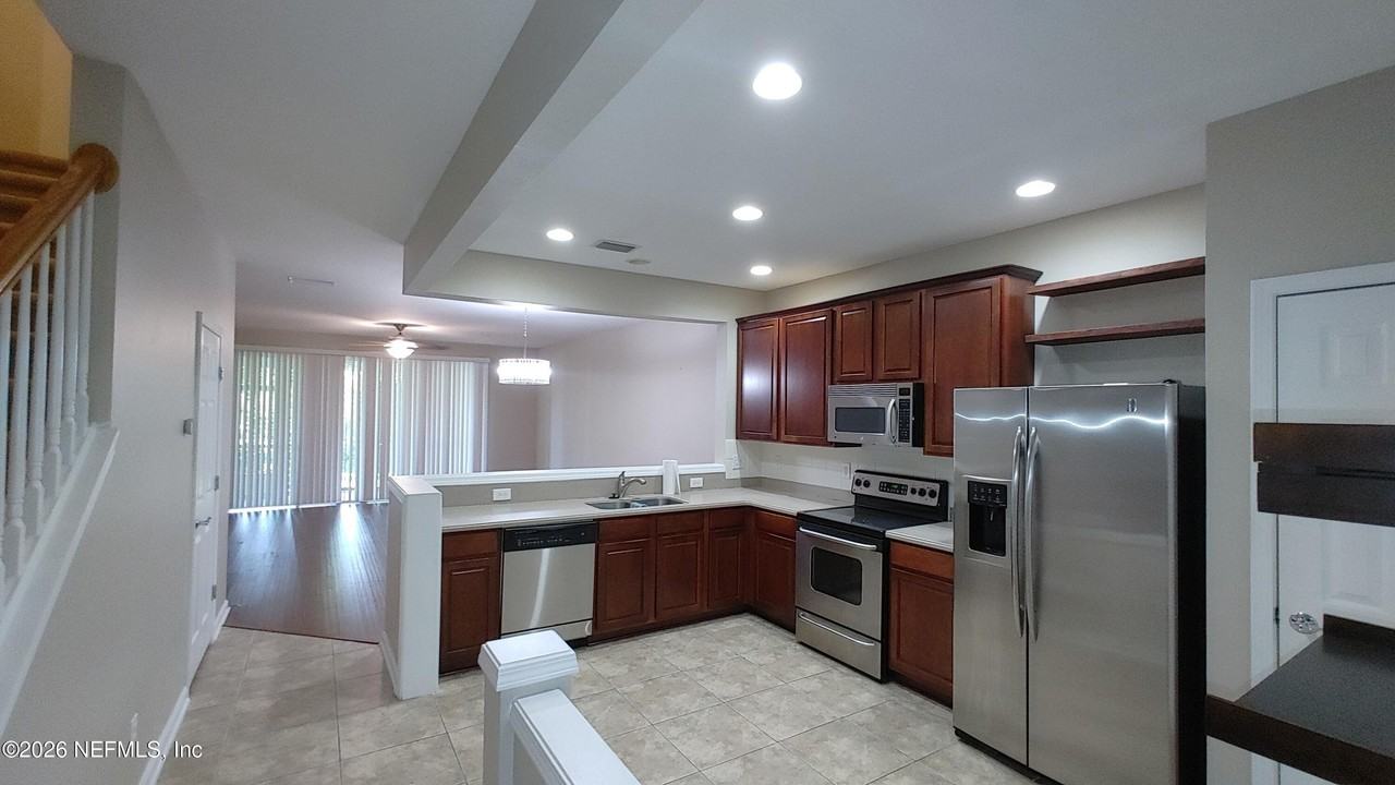 11225 Campfield Cir - Photo 6 of 26