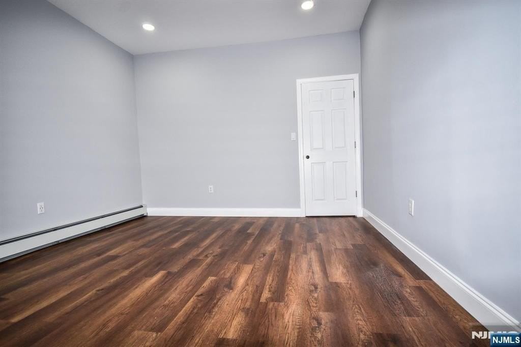 17 Troy St #2 - Photo 5 of 13