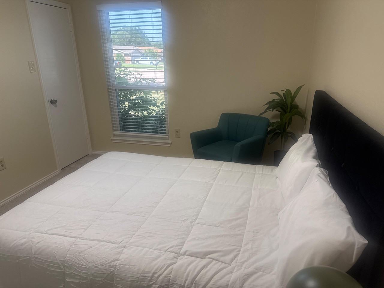 Andrea Dr - Photo 5 of 7