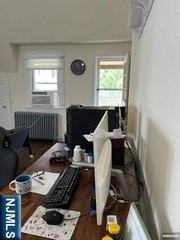 117 Christie St - Photo 2 of 9