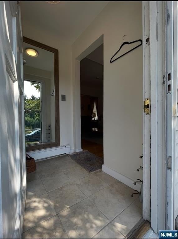 440 Tenafly Rd - Photo 3 of 19