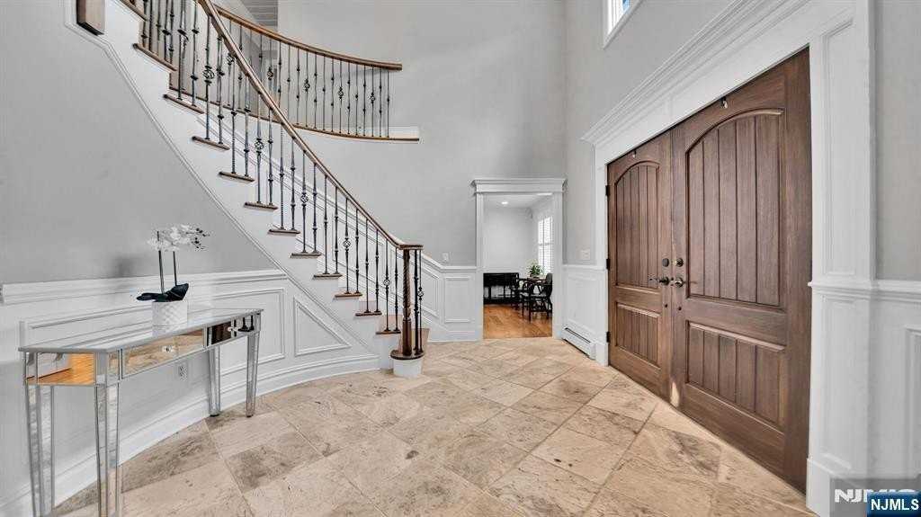 26 Devonshire Rd - Photo 4 of 47