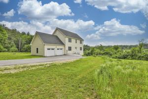 featured image of 41A Howe Ln