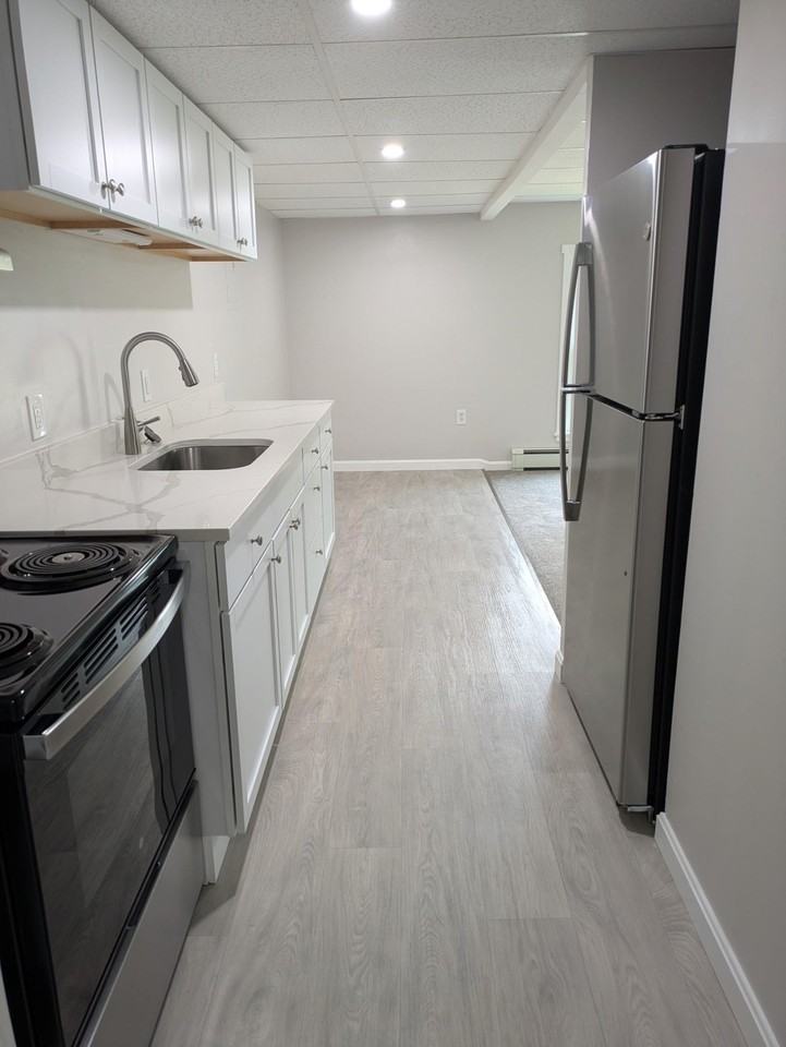 16 Jordan St #2L - Photo 5 of 12