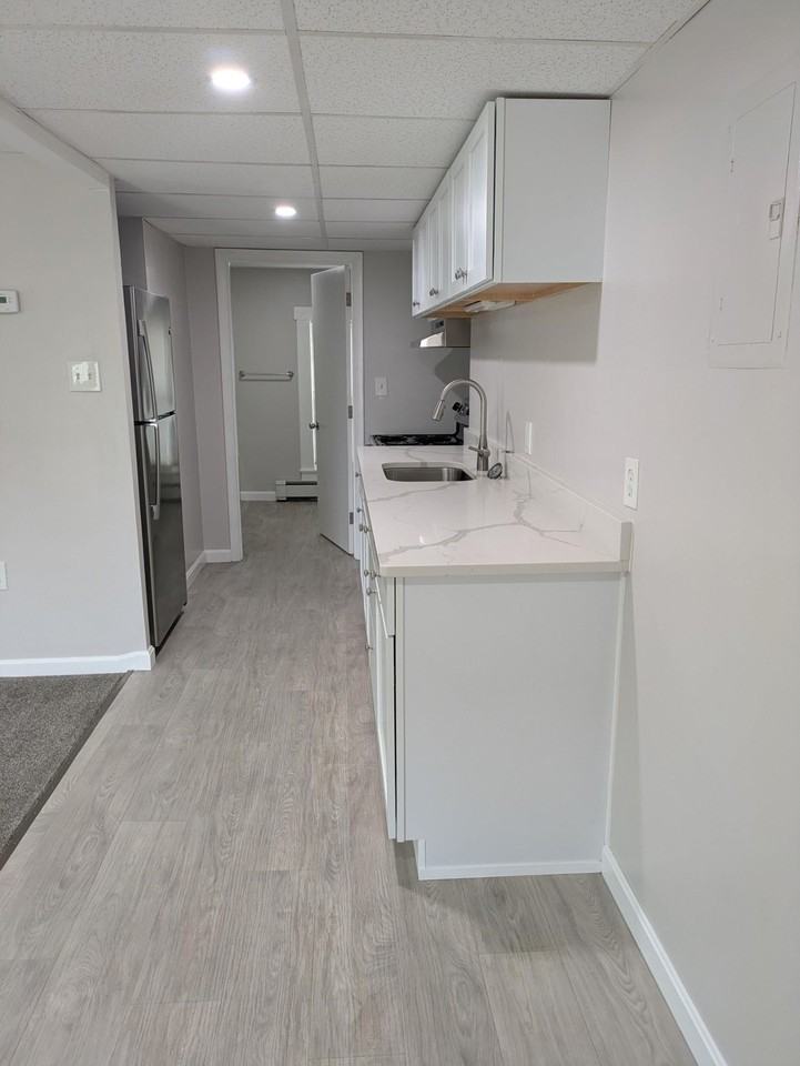 16 Jordan St #2L - Photo 6 of 12