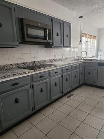 7805 S College Ave - Photo 4 of 15