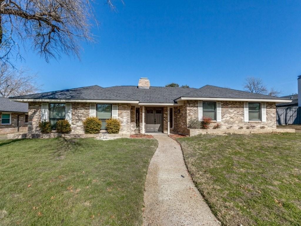 6707 Hillwood Ln - Photo 2 of 26