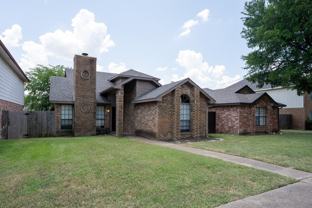 2140 Norcross Dr - Photo 1 of 1