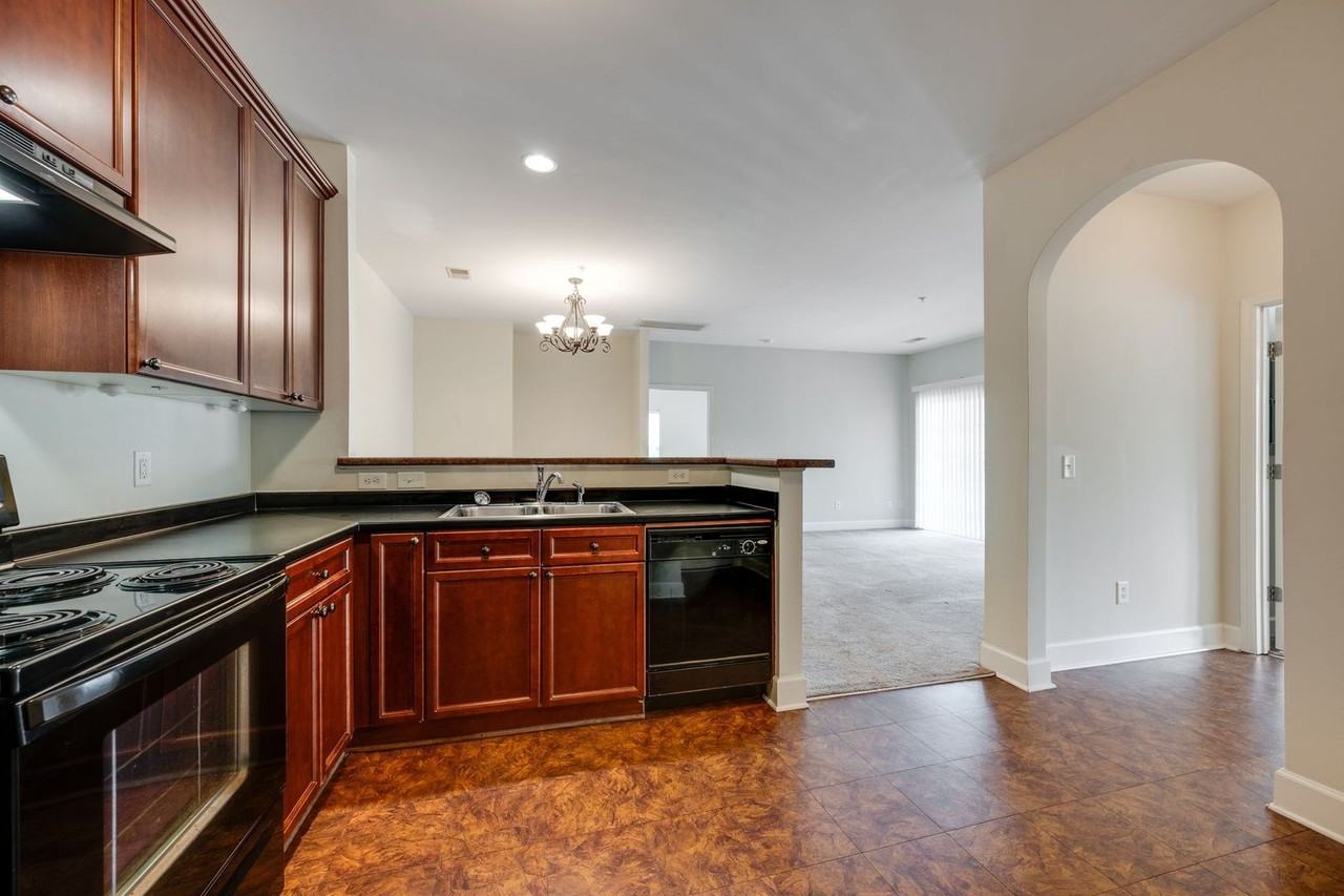 8045 Bienville Dr #Y7 - Photo 5 of 25