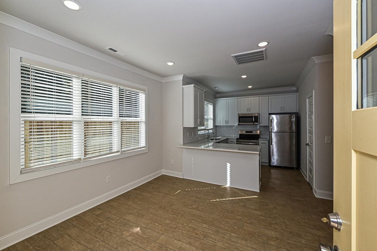 629 Colorado Ave #1 - Photo 2 of 19