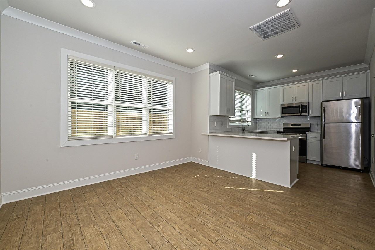 629 Colorado Ave #1 - Photo 4 of 19