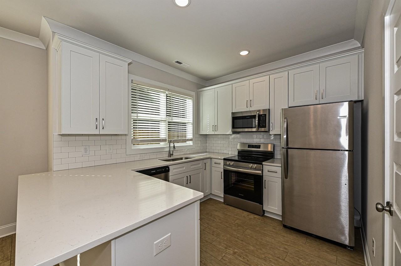 629 Colorado Ave #1 - Photo 7 of 19