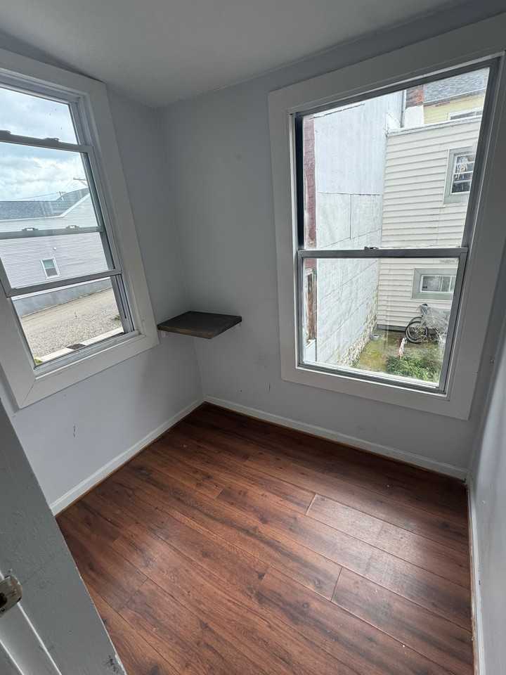 843 Blossom Way #1 - Photo 4 of 7