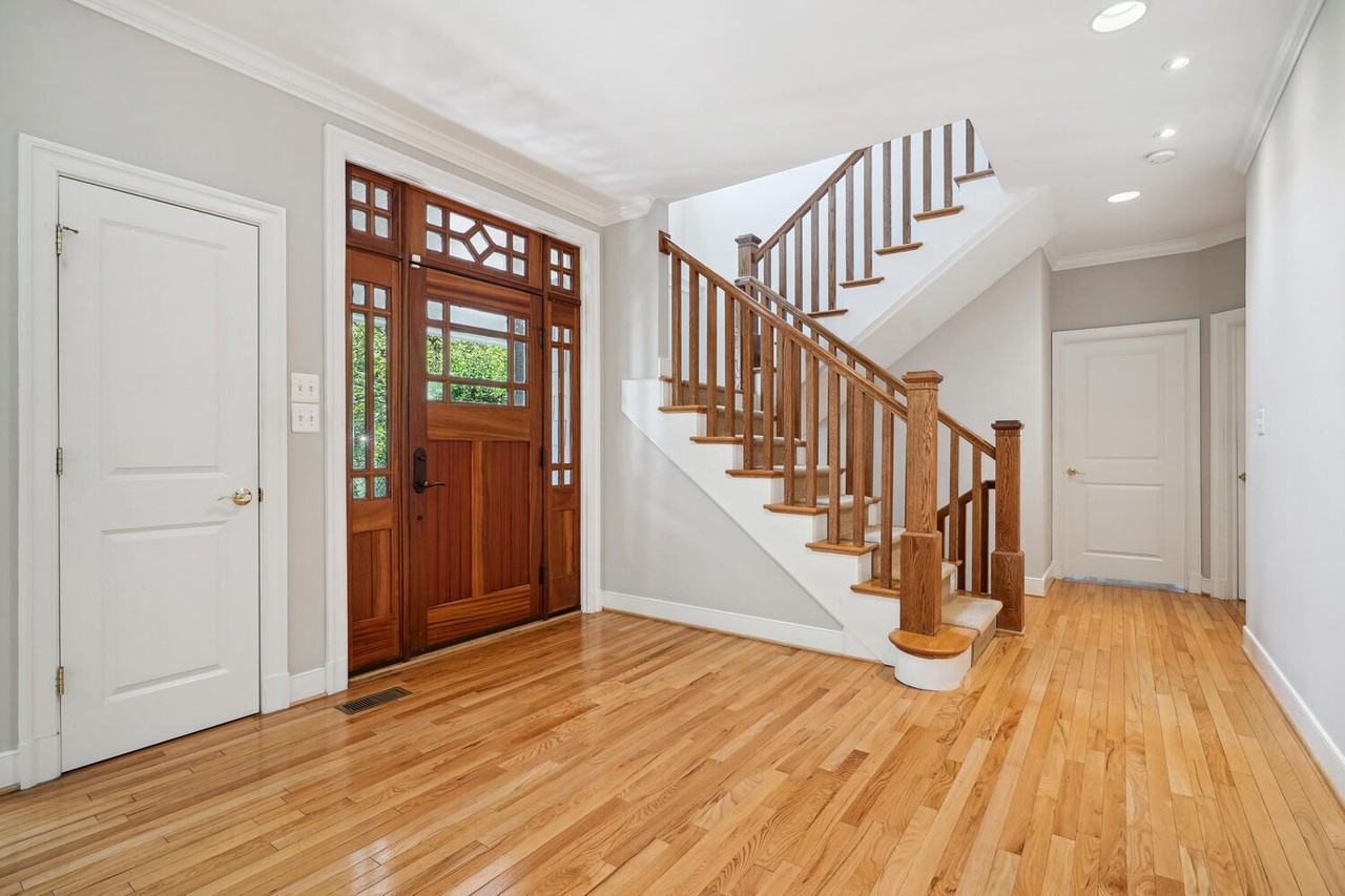 1530 Forest Villa Ln #1 - Photo 7 of 50
