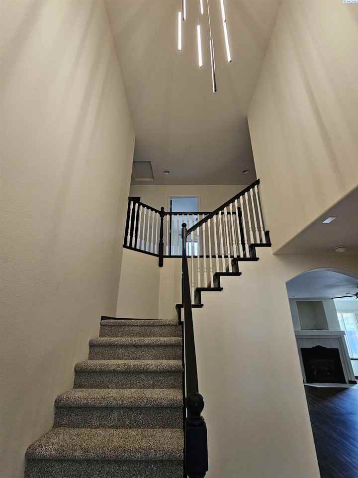 3014 Sonoran Dr - Photo 3 of 29