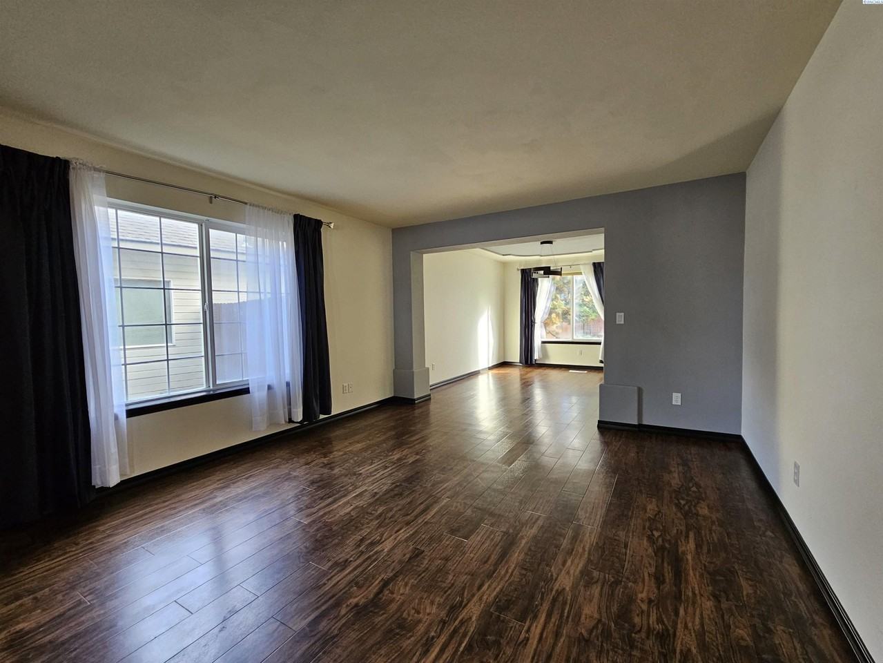 3014 Sonoran Dr - Photo 5 of 29