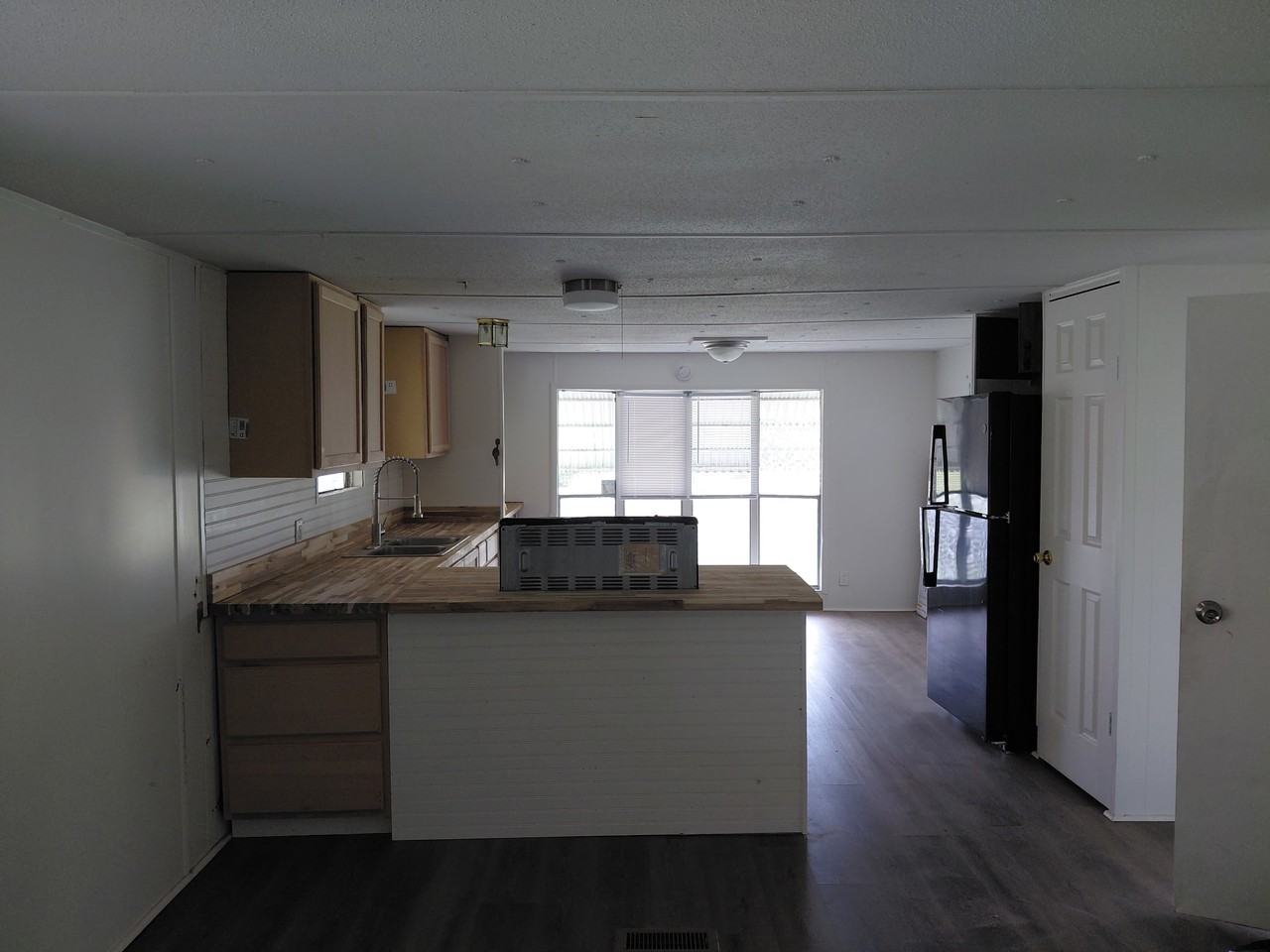 202 Monroe Ave - Photo 7 of 20