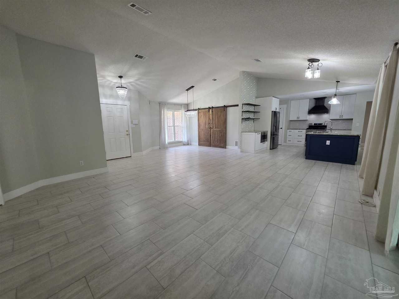 3429 Jubilee Dr - Photo 4 of 50