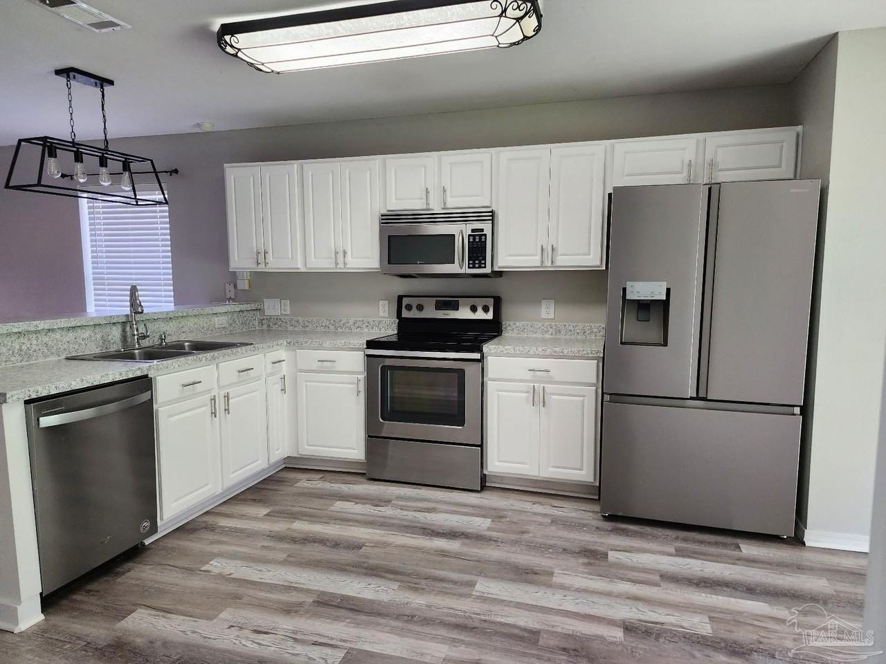 10475 Senegal Dr - Photo 5 of 19