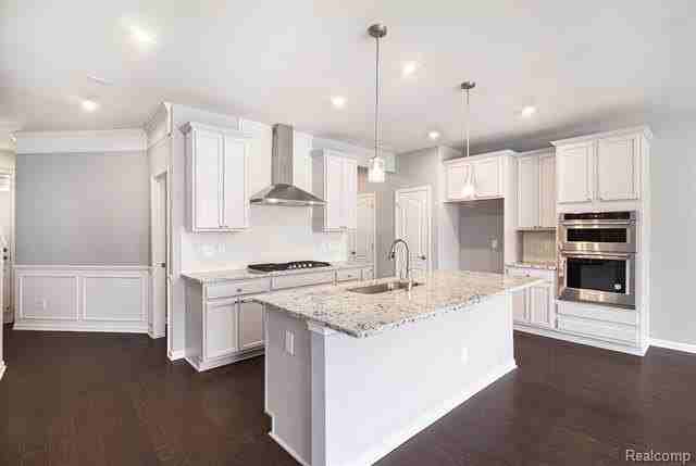4759 Glenora Dr - Photo 5 of 26