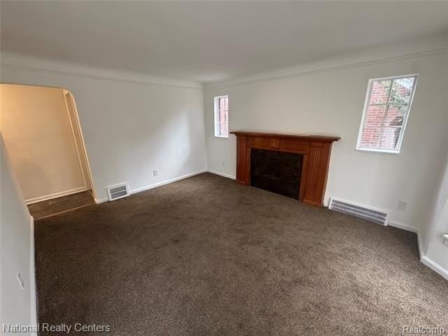 20134 Hanna St - Photo 2 of 14