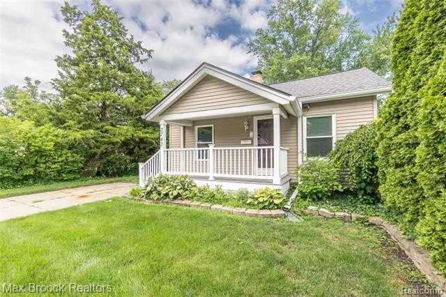 2742 Inman St - Photo 2 of 21