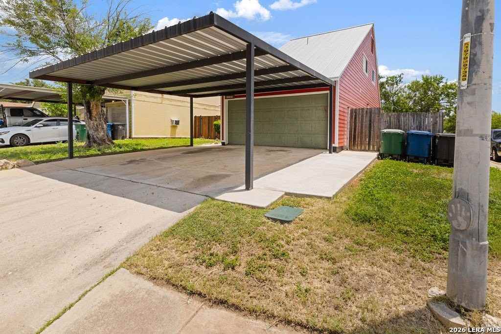 6202 Valley Pawn - Photo 3 of 19