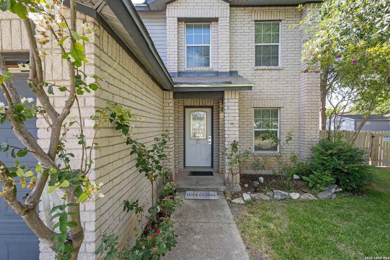 372 Copper Hill Dr - Photo 3 of 24