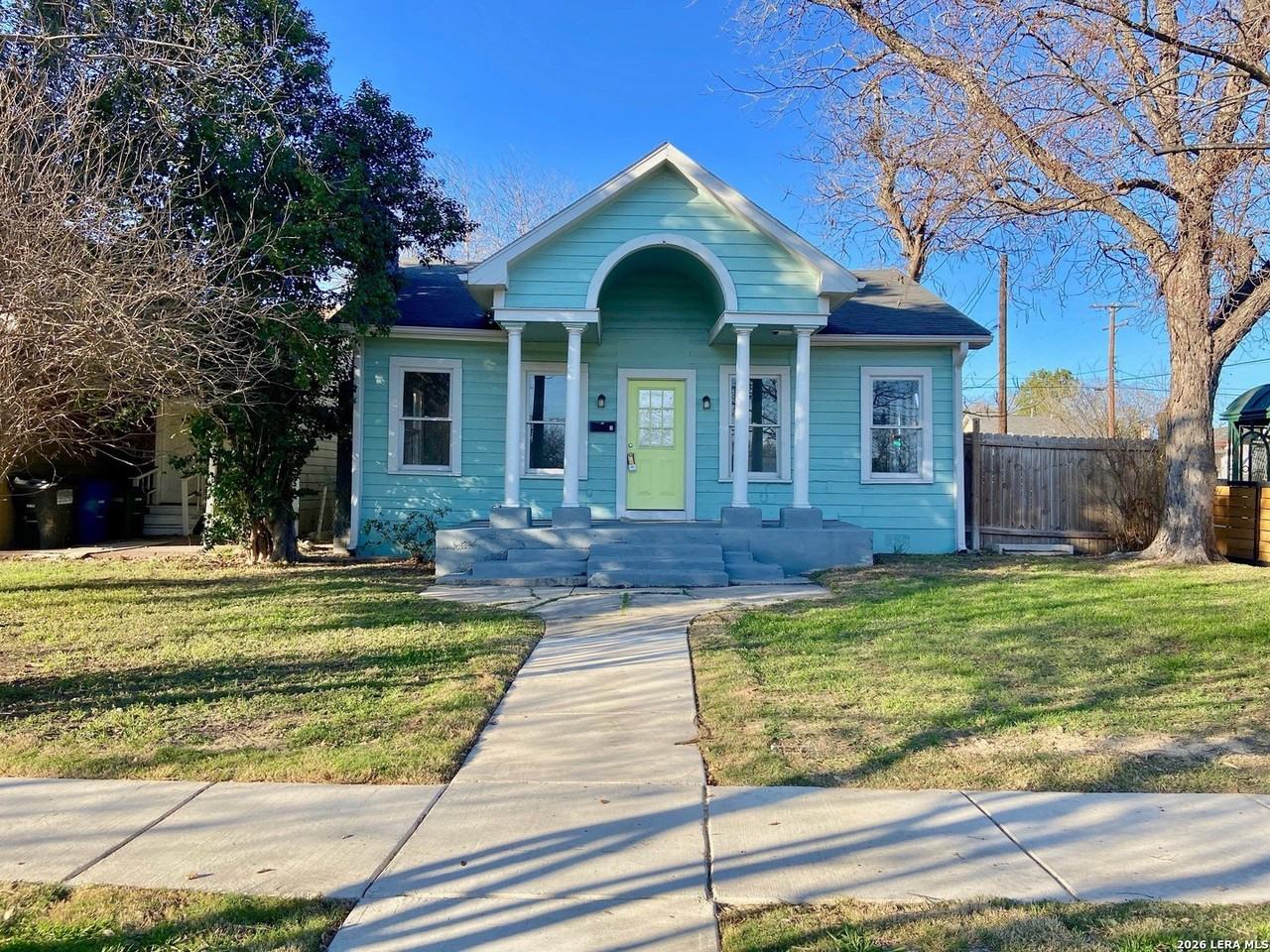 1047 E Highland Blvd - Photo 2 of 10