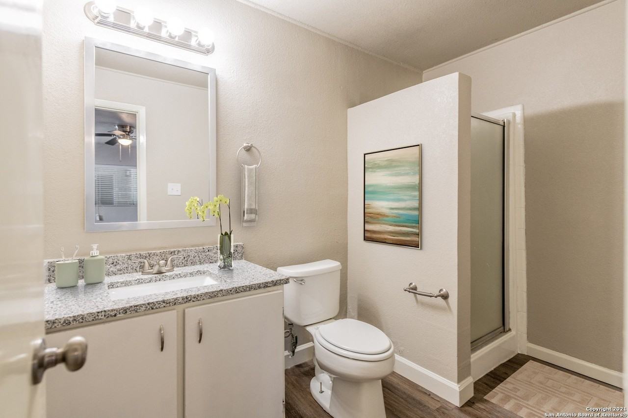 122 Roundtree Ln #6 - Photo 4 of 11