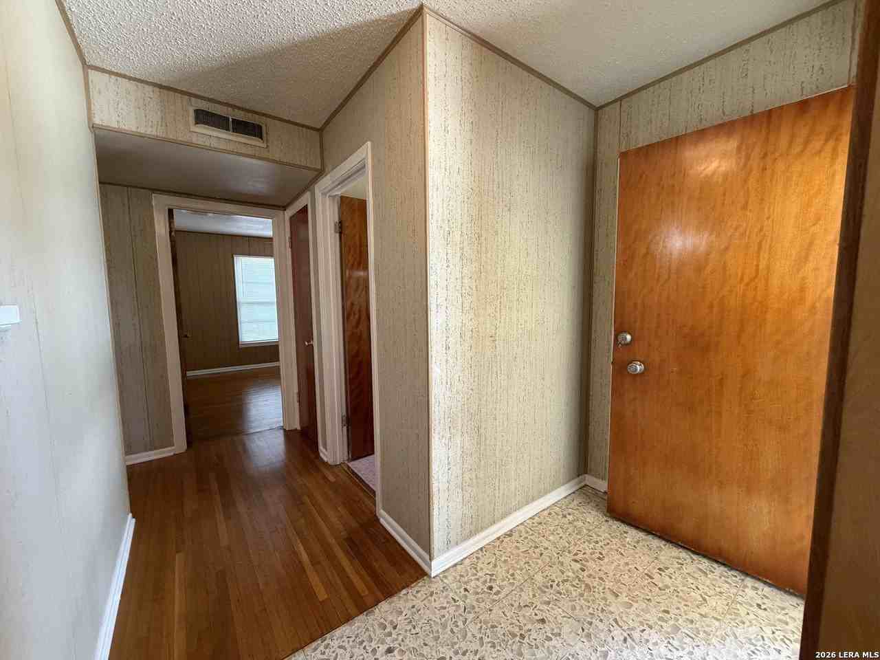 1219 Arroya Vista Dr - Photo 4 of 29