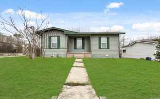 2303 Burnet St - Photo 1 of 1