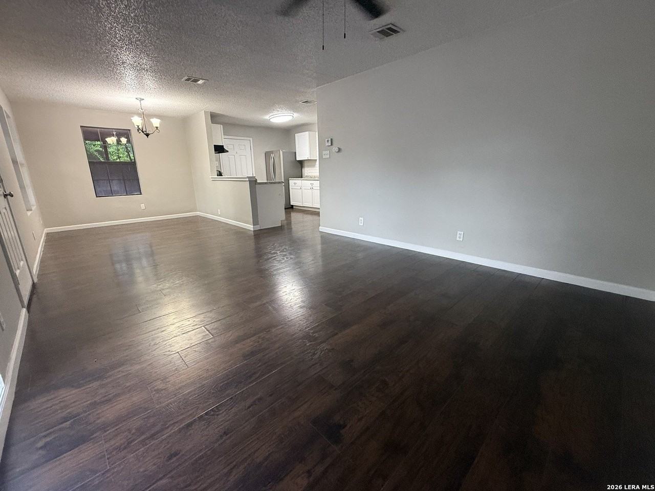 918 W Harding Blvd - Photo 3 of 10