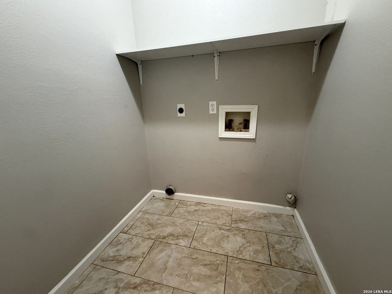 918 W Harding Blvd - Photo 7 of 10