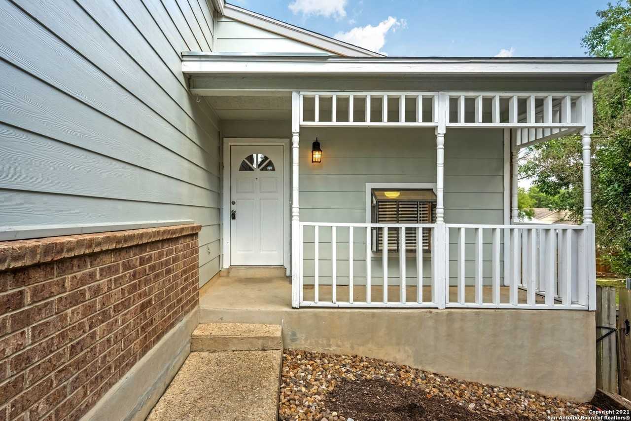6406 Brook Cv - Photo 2 of 23