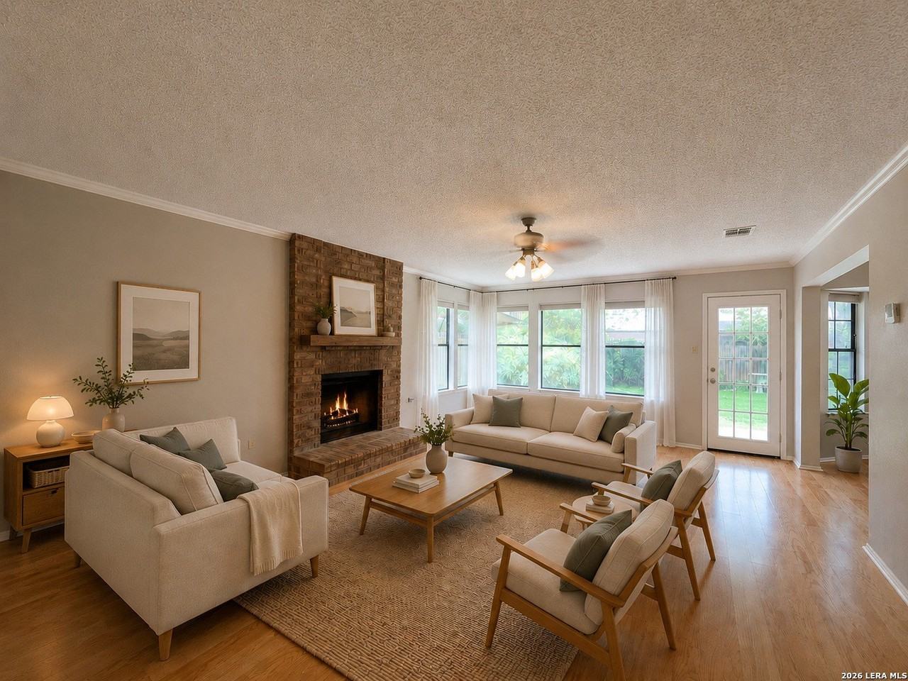 13915 Laurel Hollow Dr - Photo 2 of 43