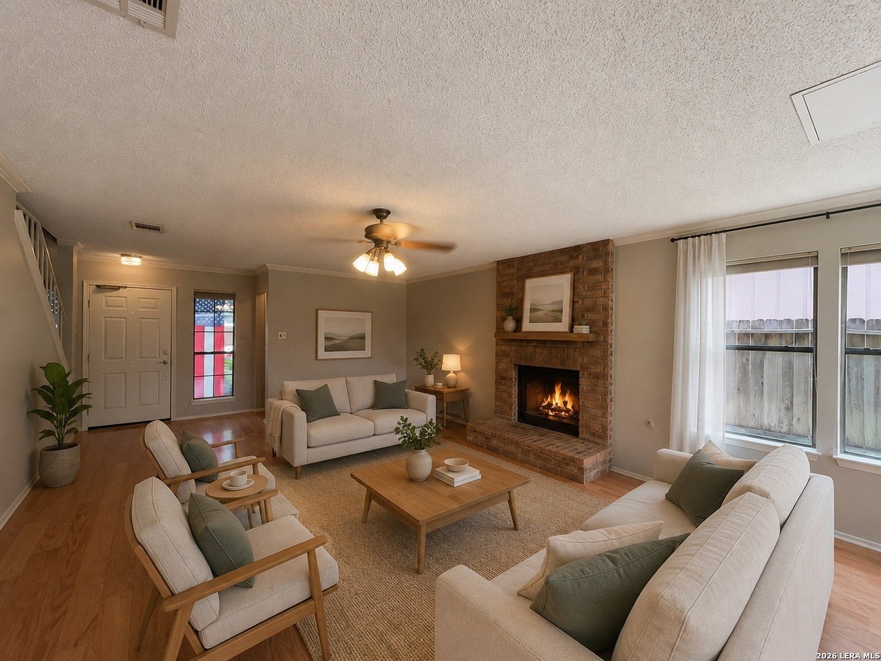 13915 Laurel Hollow Dr - Photo 3 of 43
