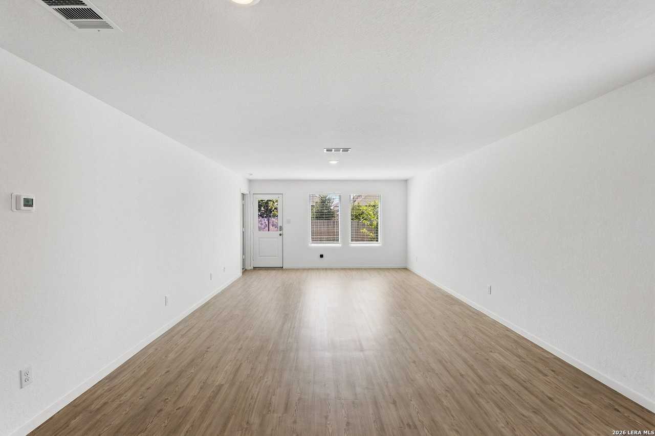 9754 Janefield Ml - Photo 7 of 23